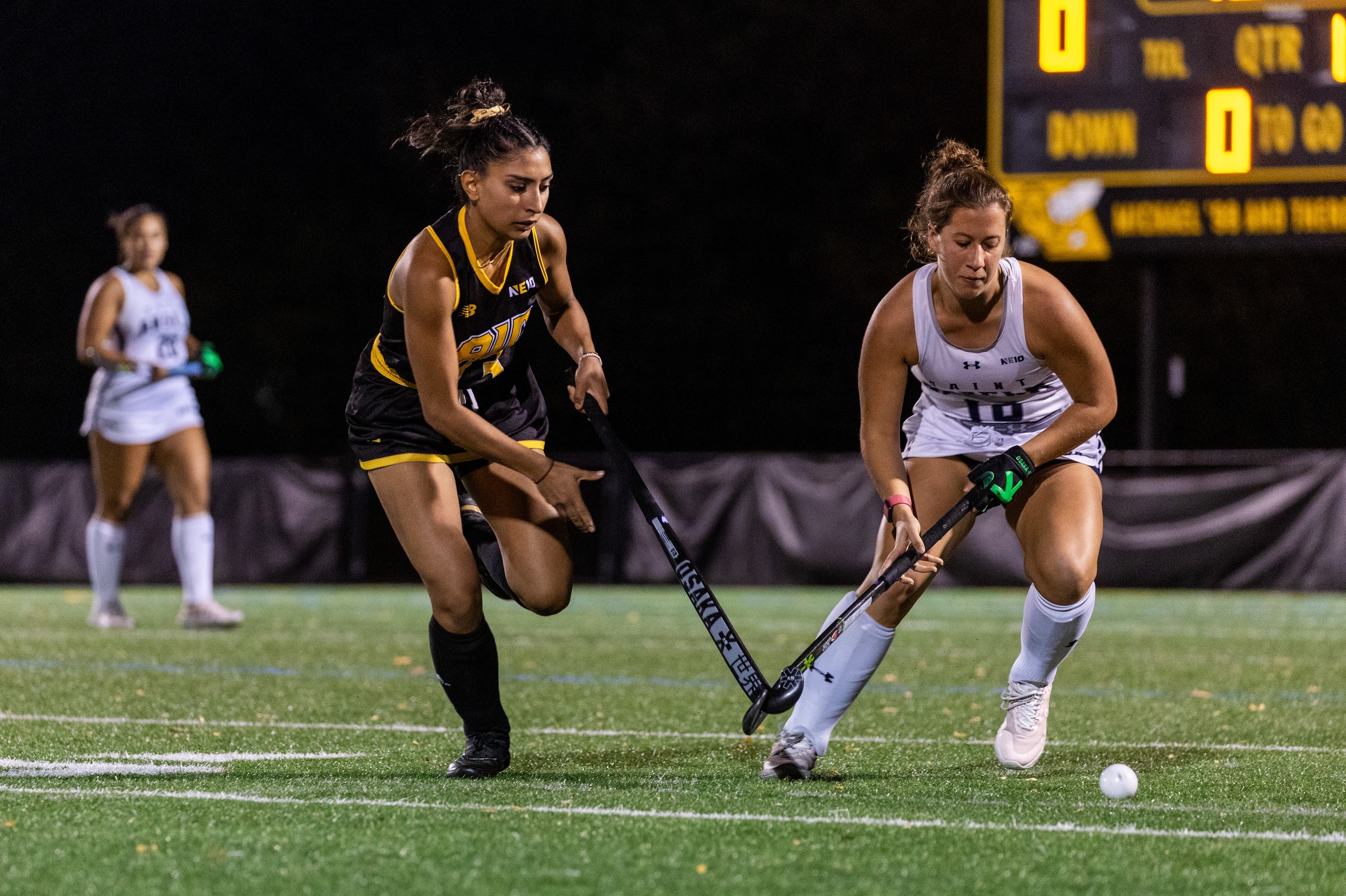 Field Hockey puts up strong fight in loss to No. 9 Saint Anselm