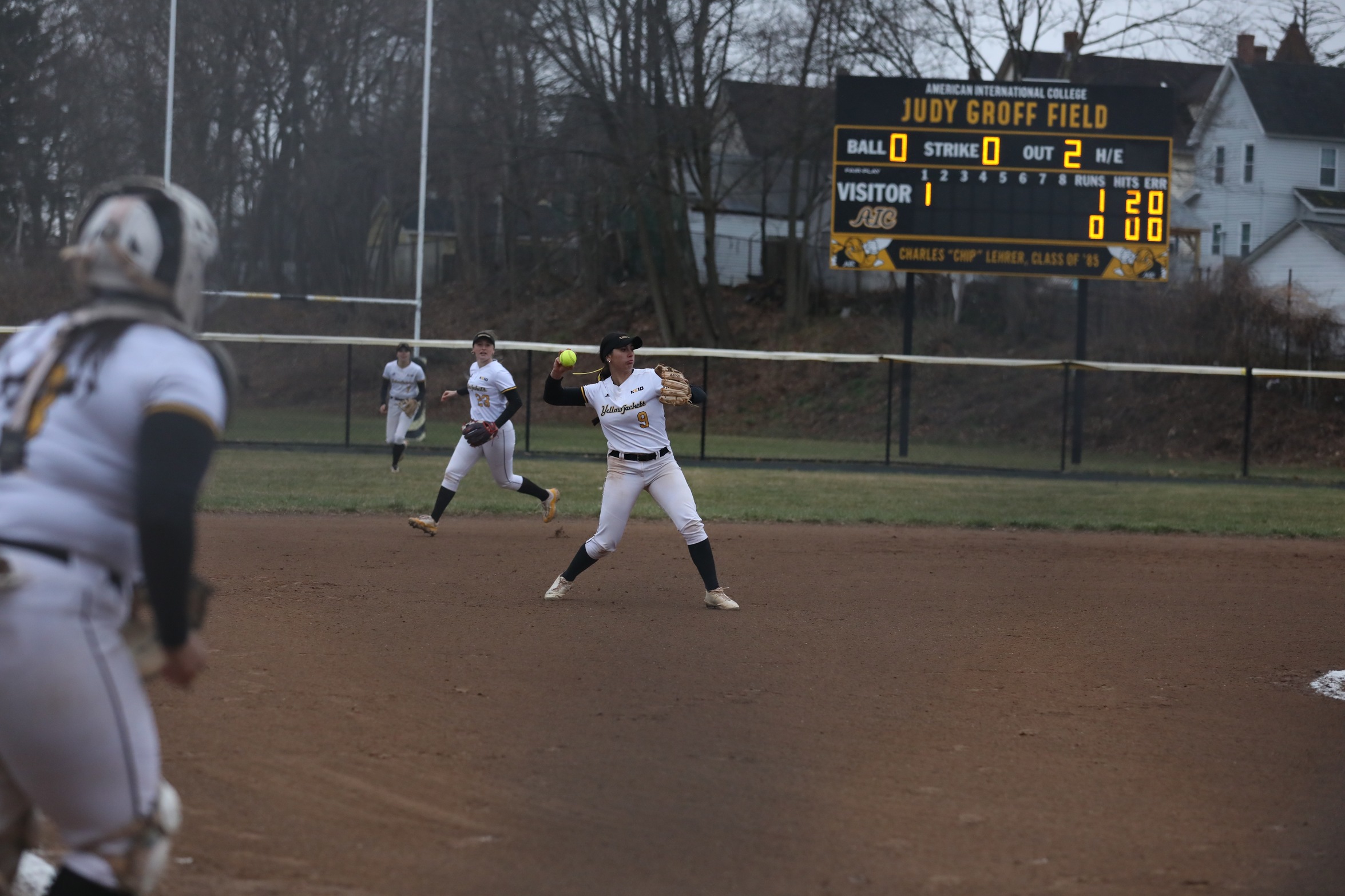 Cividanes goes deep in extras to lead Softball to split at Post